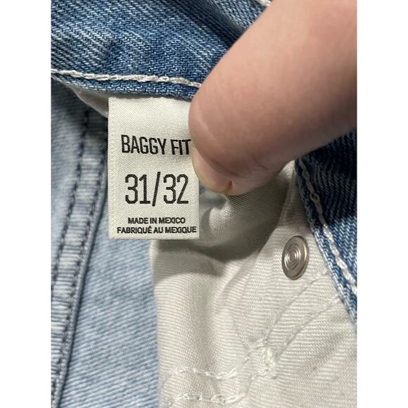 BDG Men's Relaxed Jeans in Light Blue - Picture 9 of 12